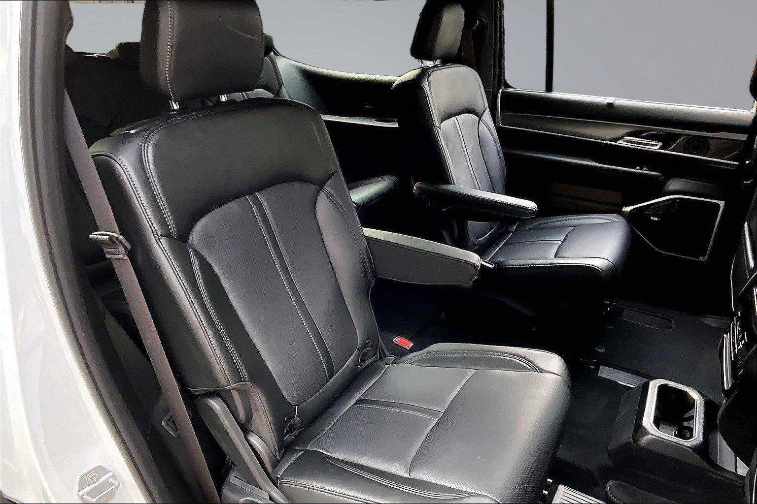 New 2026 Jeep Grand Wagoneer Limited AWD/4WD image 10