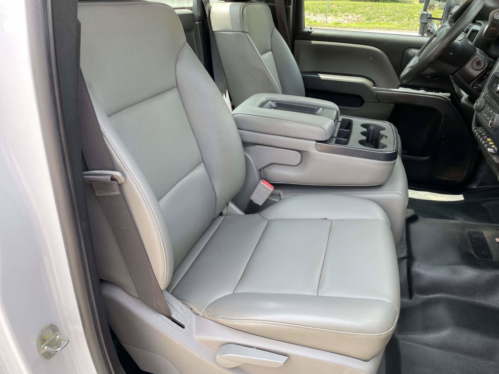 Used 2018 Chevrolet Silverado 3500 W/T w/ WT Convenience Package AWD/4WD image 23