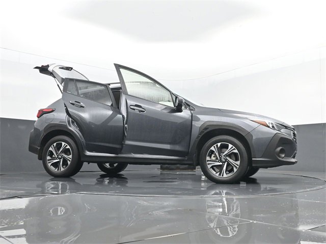 Used 2024 Subaru Crosstrek 2.0i Premium image 32