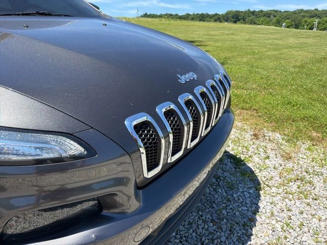 Used 2014 Jeep Cherokee Latitude FWD image 10