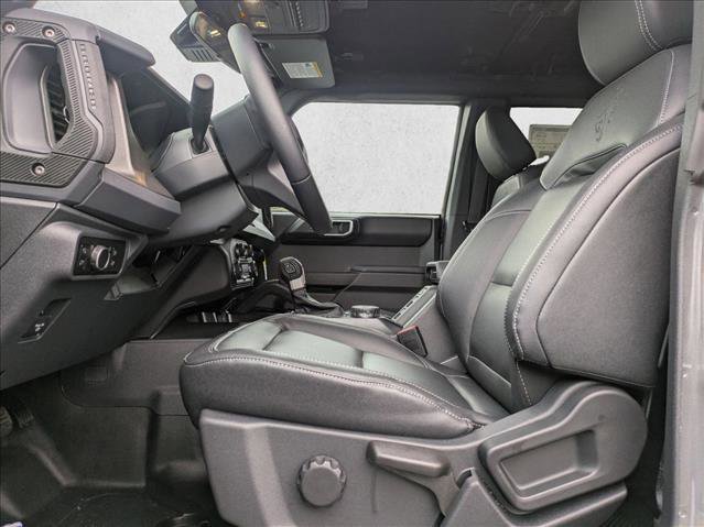 New 2025 Ford Bronco Badlands image 4