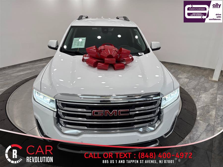Used 2023 GMC Acadia SLE w/ Driver Convenience Package FWD image 2