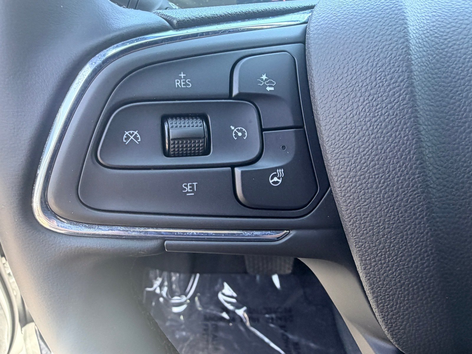 Used 2026 Buick Envista Sport Touring w/ Convenience I Package FWD image 18