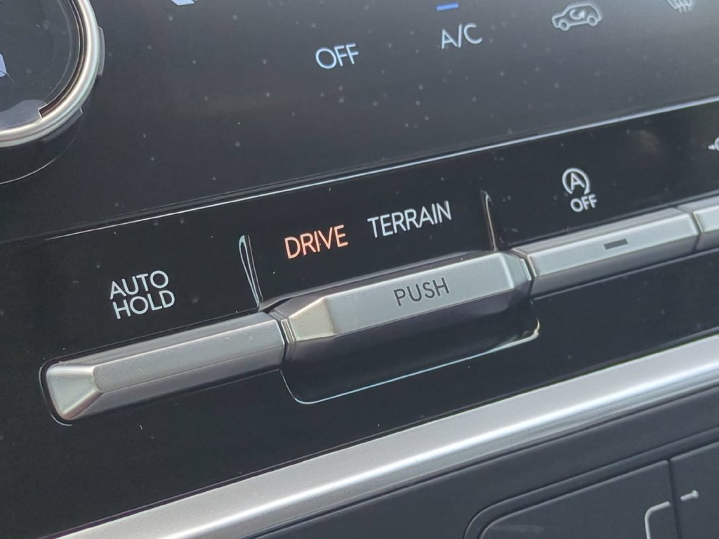 New 2027 Hyundai Santa Fe XRT AWD/4WD image 32
