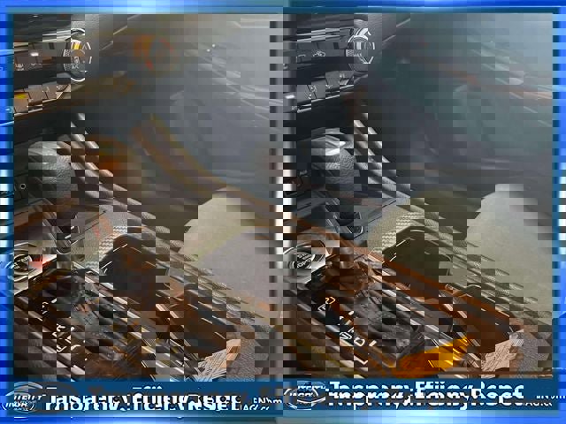 Certified 2024 Nissan Sentra SV FWD image 29