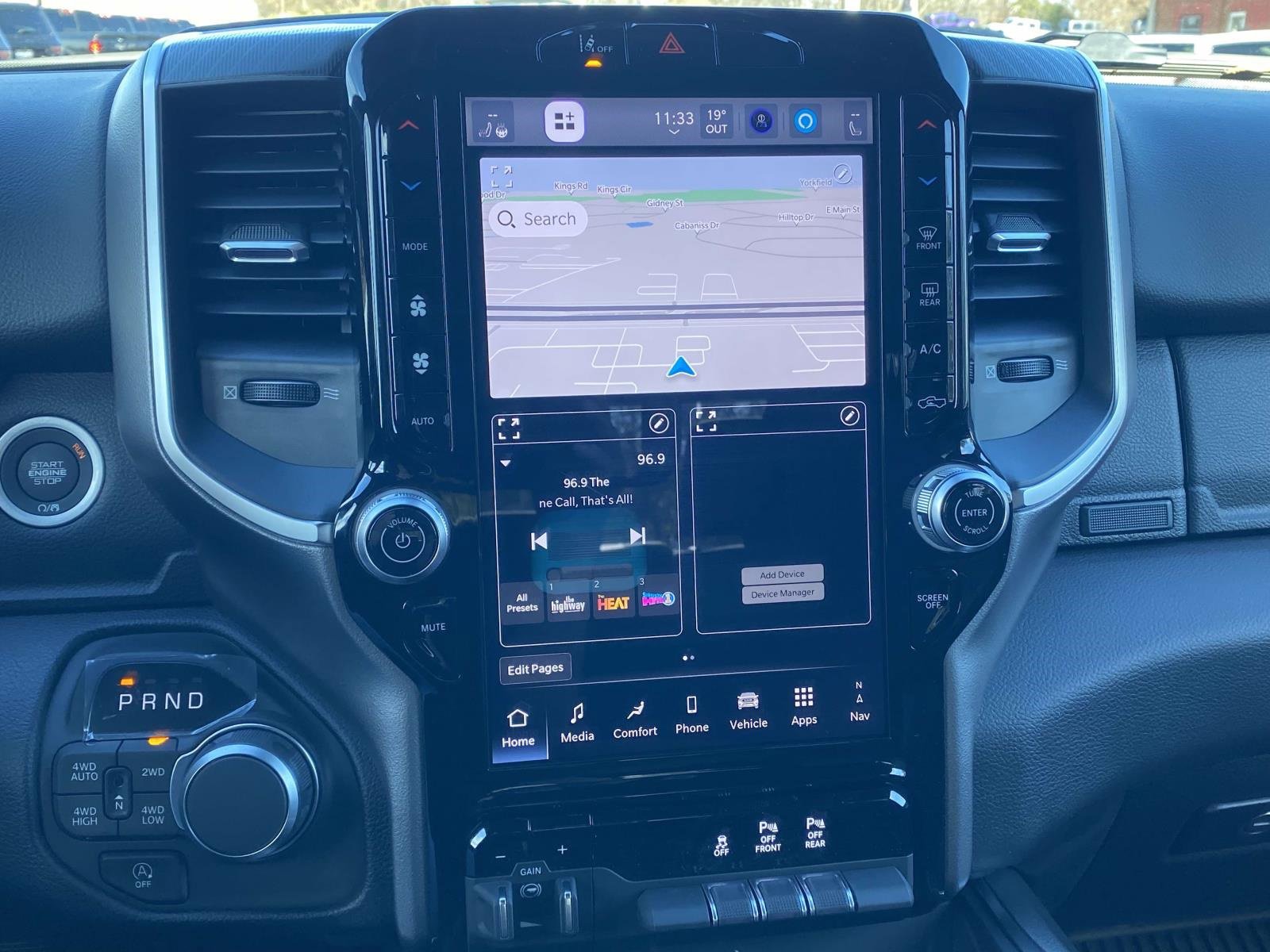 New 2026 RAM 1500 4x4 Crew Cab image 27