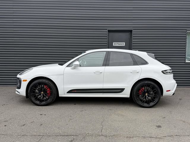 Certified 2024 Porsche Macan GTS AWD/4WD image 3