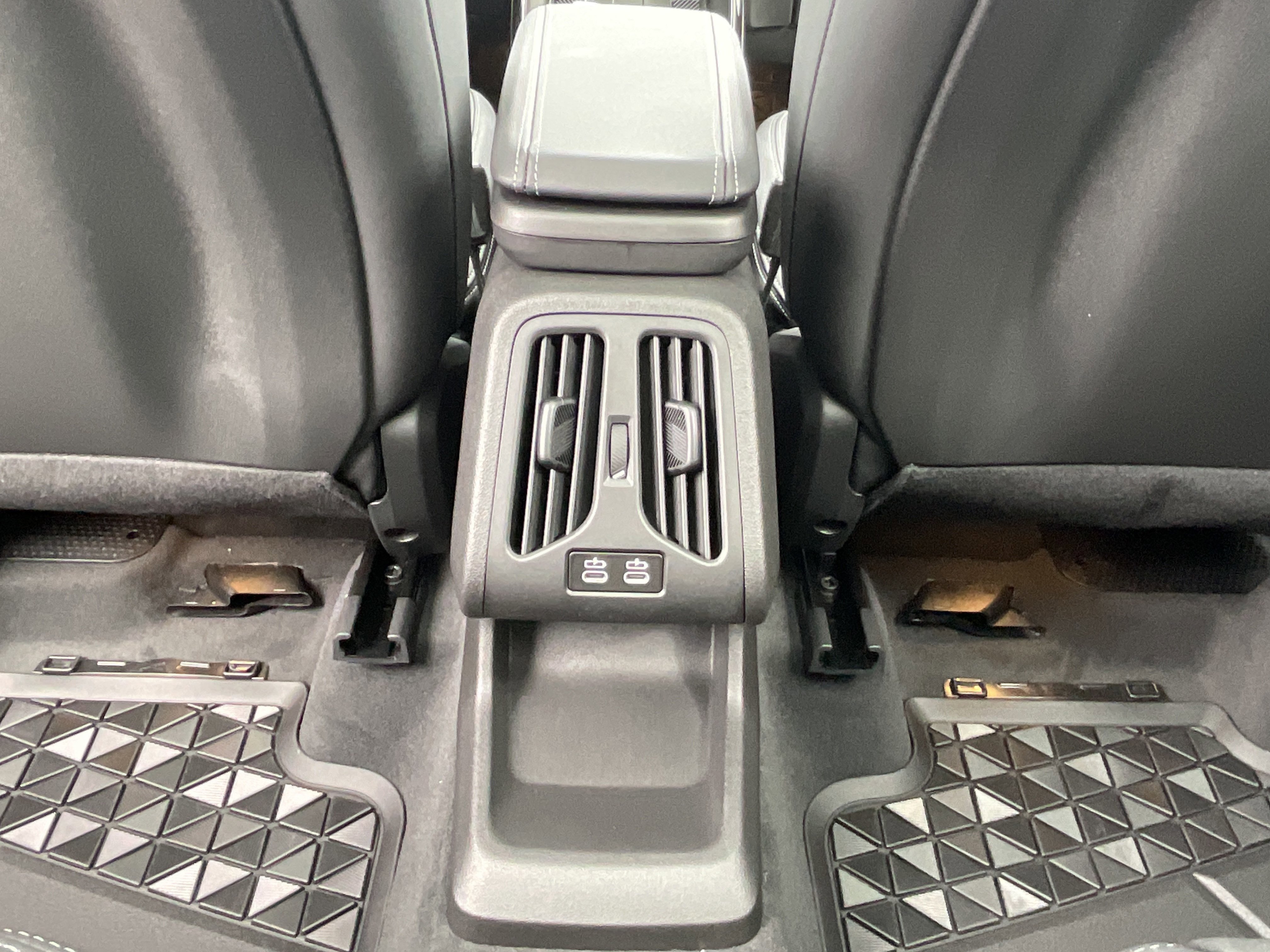 New 2026 BMW X1 xDrive28i w/ Technology Package image 25