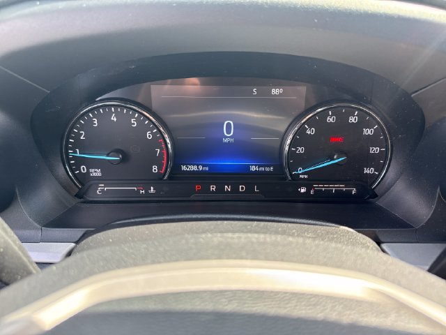 Used 2023 Ford Explorer XLT w/ Equipment Group 202A AWD/4WD image 26
