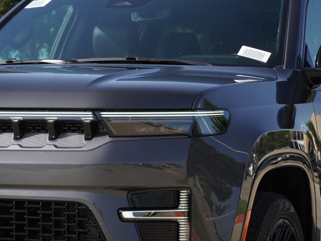 New 2026 Jeep Grand Wagoneer L Limited AWD/4WD image 4