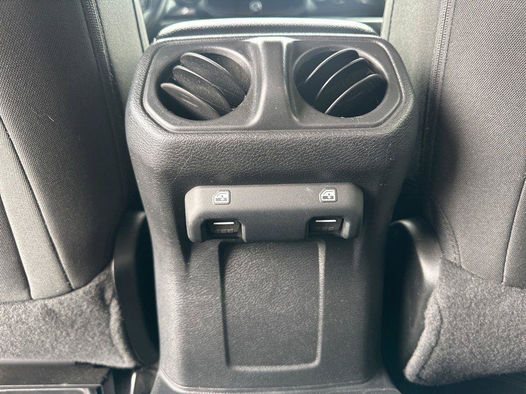 Used 2021 Jeep Wrangler Unlimited Sport AWD/4WD image 21
