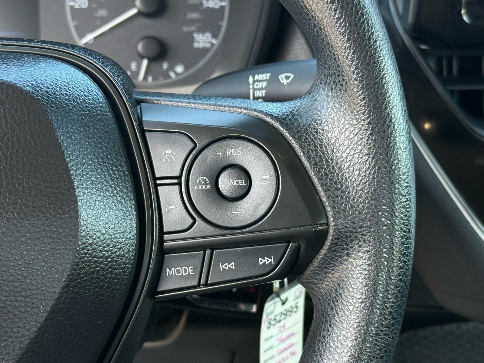 Used 2024 Toyota Corolla LE FWD image 18