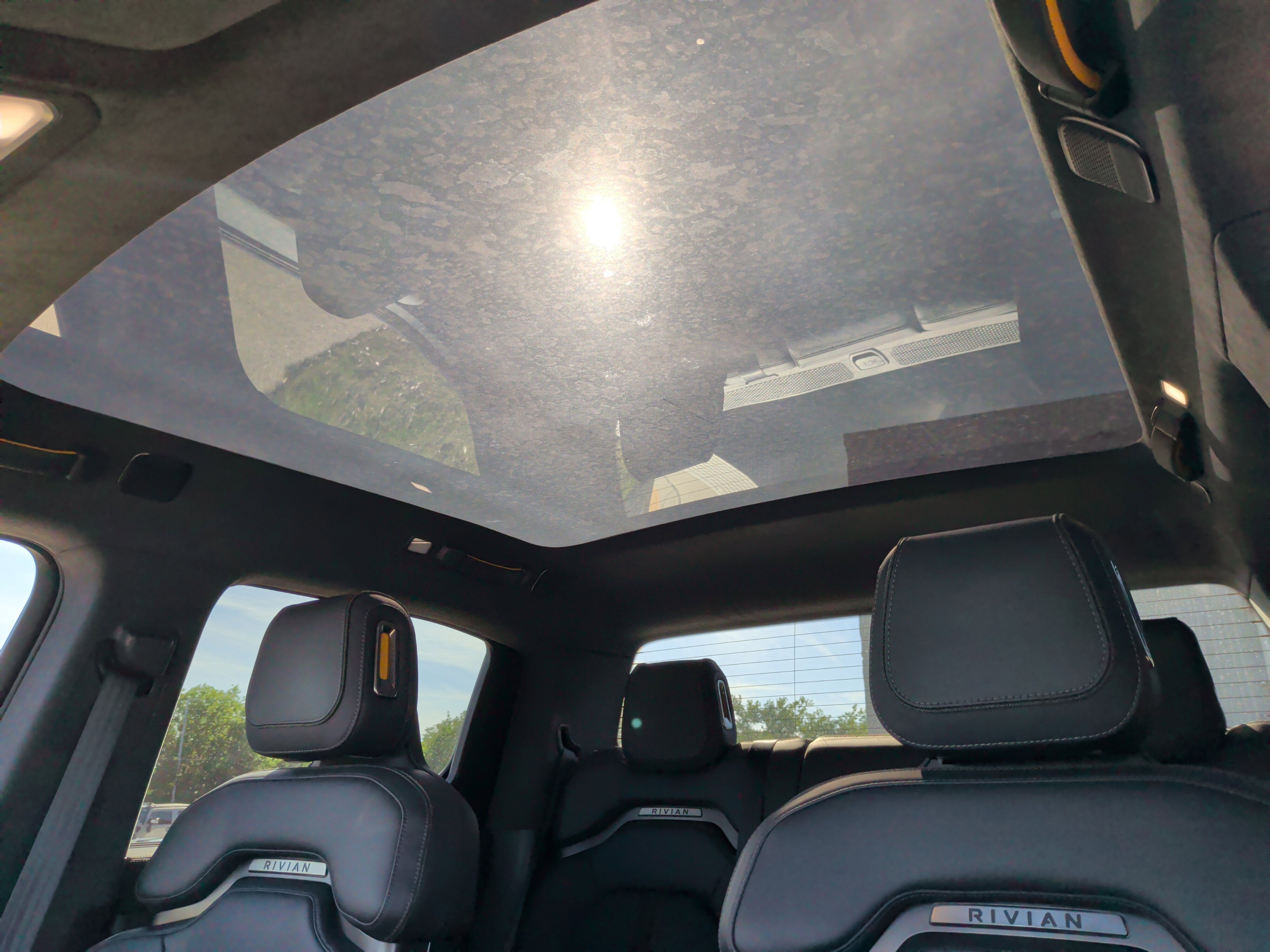 Used 2022 Rivian R1T Adventure AWD/4WD image 28