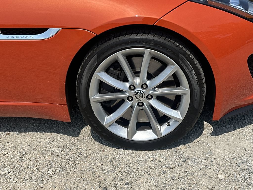 Used 2014 Jaguar F-TYPE S RWD image 13