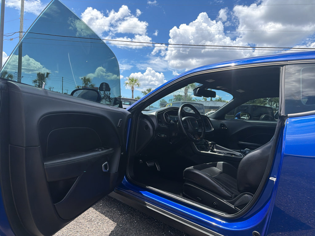 Used 2021 Dodge Challenger R/T Scat Pack w/ Plus Package RWD image 10