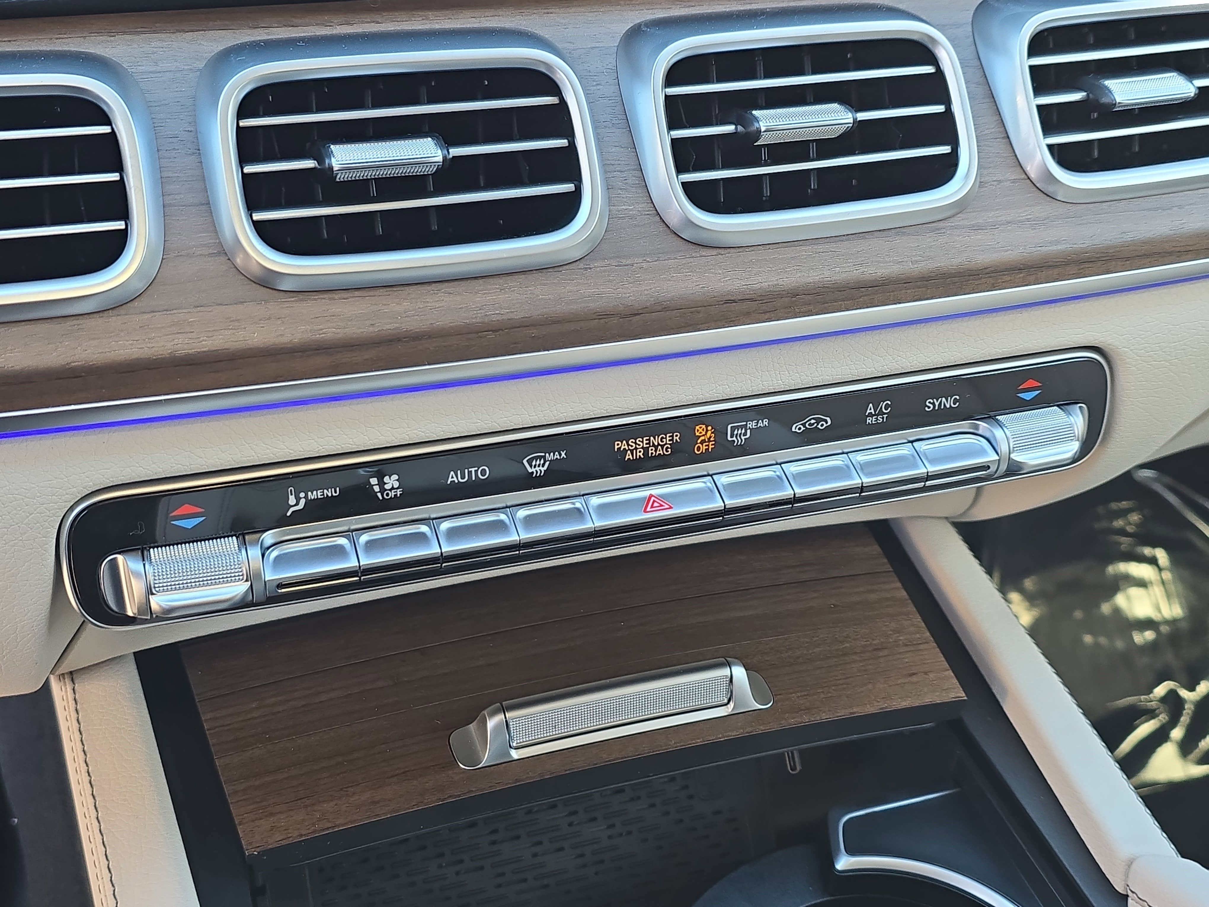 New 2026 Mercedes-Benz GLE 450 4MATIC image 23