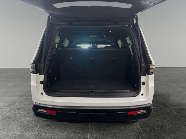 New 2026 Jeep Grand Wagoneer 4WD w/ Quick Order Packge 29V Upland image 16