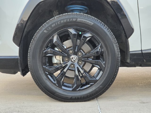Certified 2024 Toyota RAV4 XSE AWD/4WD image 8