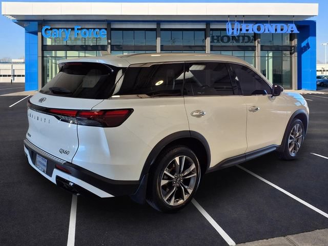 Used 2023 INFINITI QX60 Luxe w/ Cargo Package AWD/4WD image 2