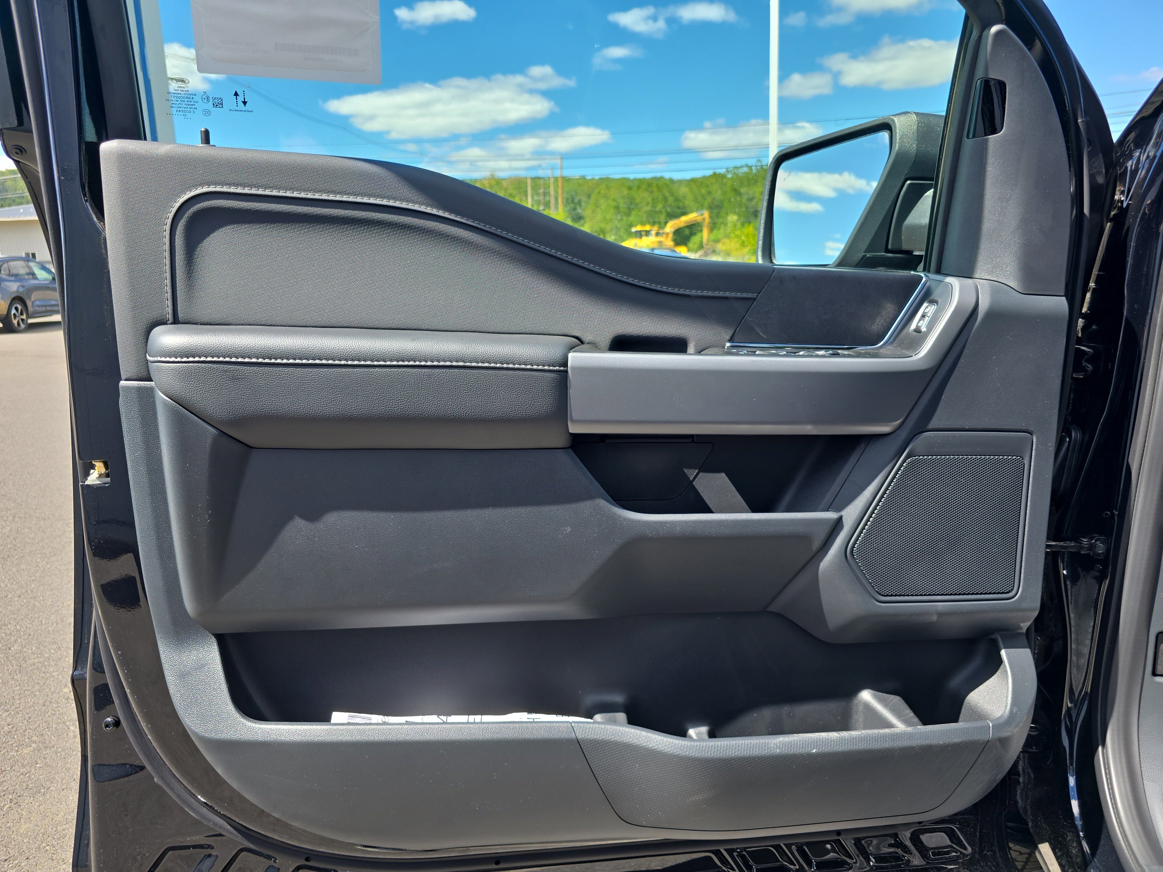 New 2025 Ford F150 XLT image 18