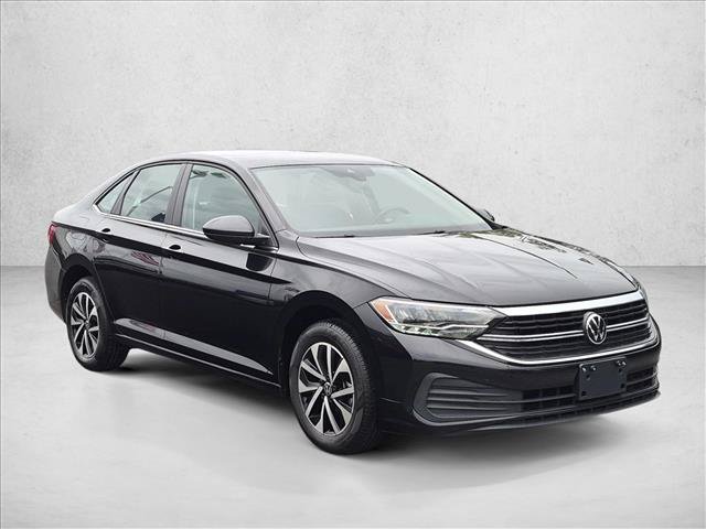 Used 2024 Volkswagen Jetta S FWD image 3