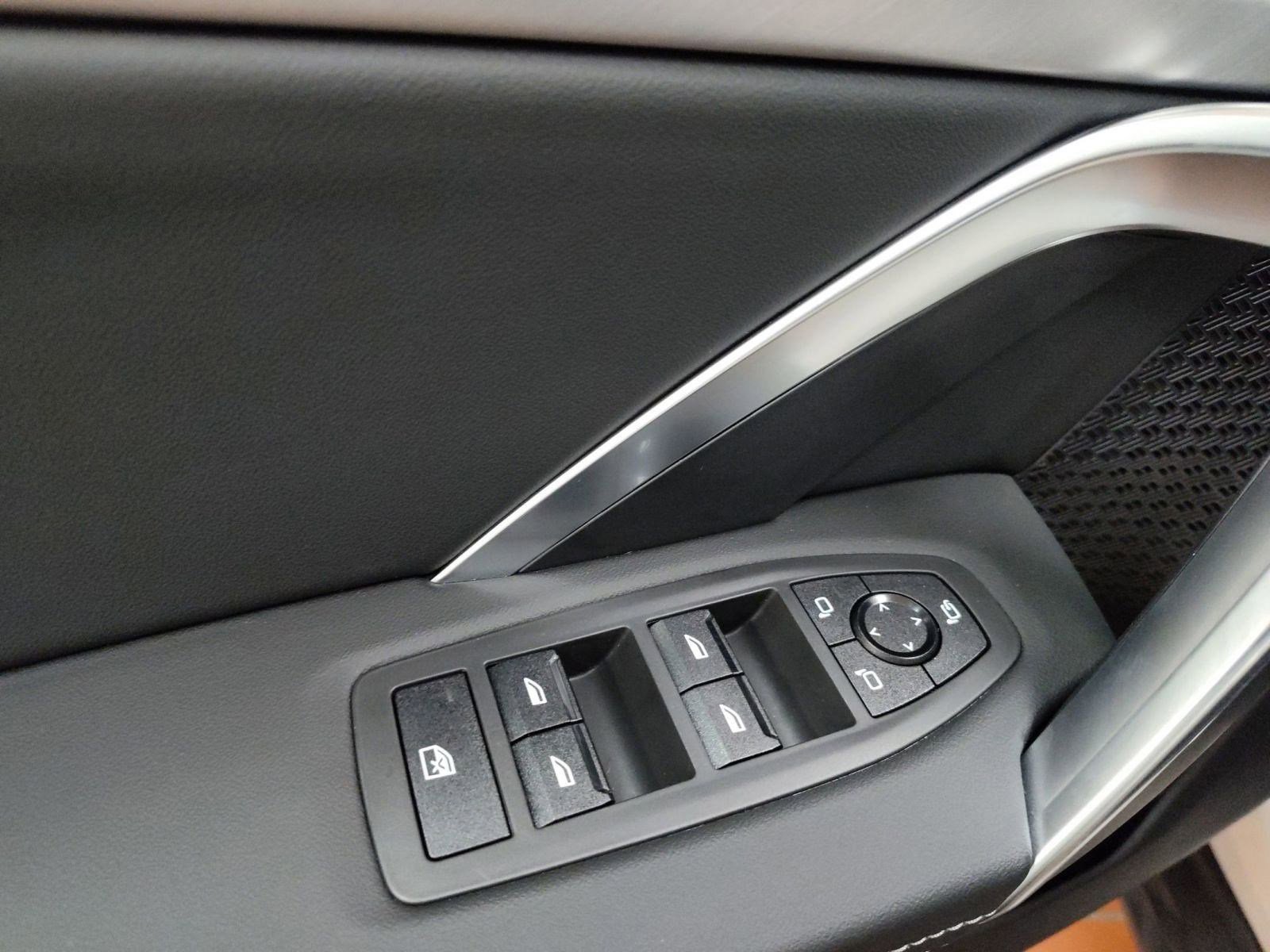 New 2026 BMW X2 xDrive28i image 11