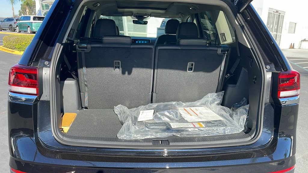 New 2026 Volkswagen Atlas SE AWD/4WD image 32