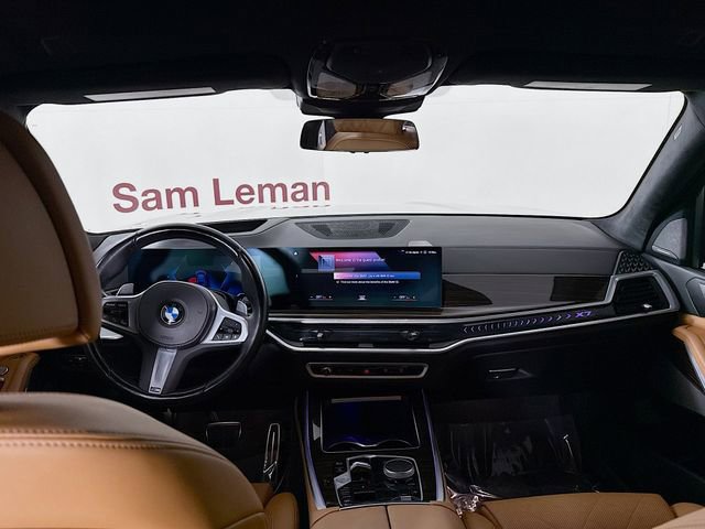 Used 2023 BMW X7 xDrive40i w/ M Sport Package image 9