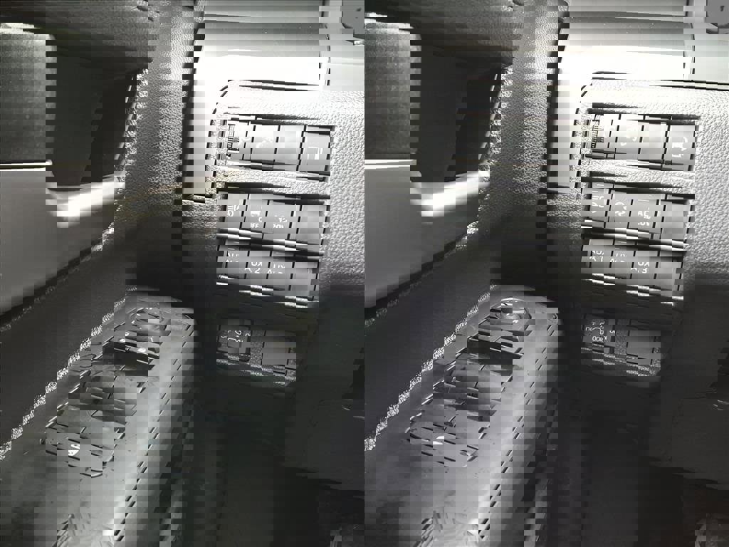 New 2025 Toyota Tacoma TRD Off-Road image 21