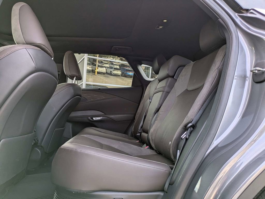 Used 2023 Lexus RX 350 w/ Accessory Package (2T) AWD/4WD image 16