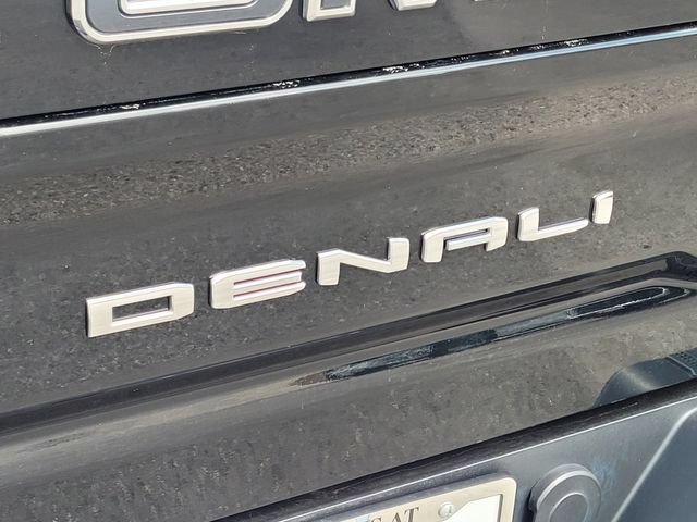 Used 2024 GMC Sierra 2500 Denali Ultimate AWD/4WD image 8