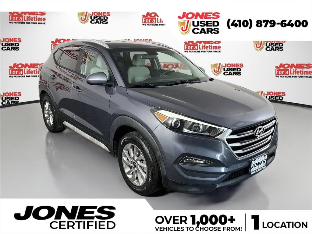 Used 2017 Hyundai Tucson SE w/ SE Popular Package 02