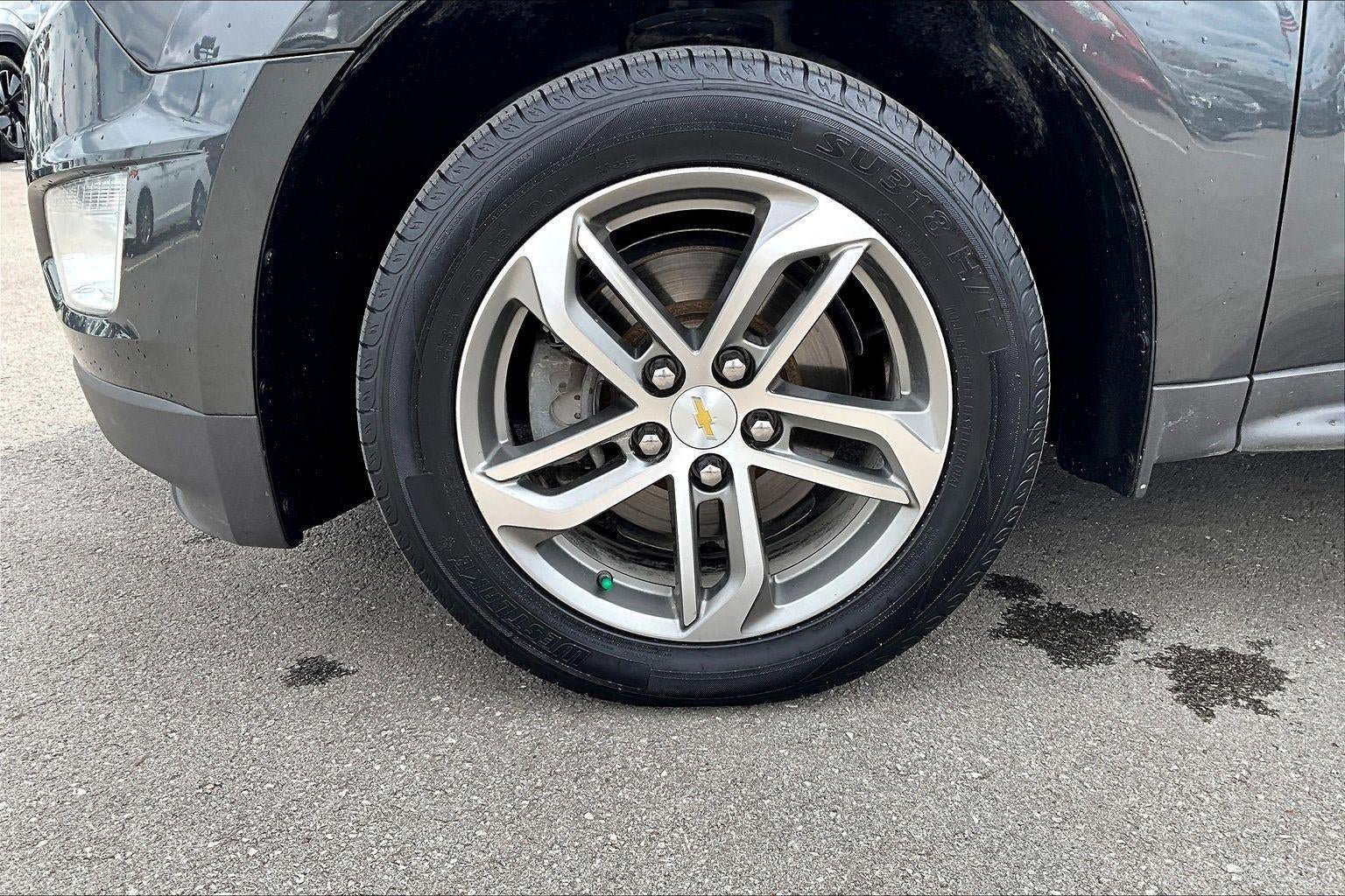 Used 2017 Chevrolet Equinox Premier w/ Enhanced Convenience Package AWD/4WD image 9
