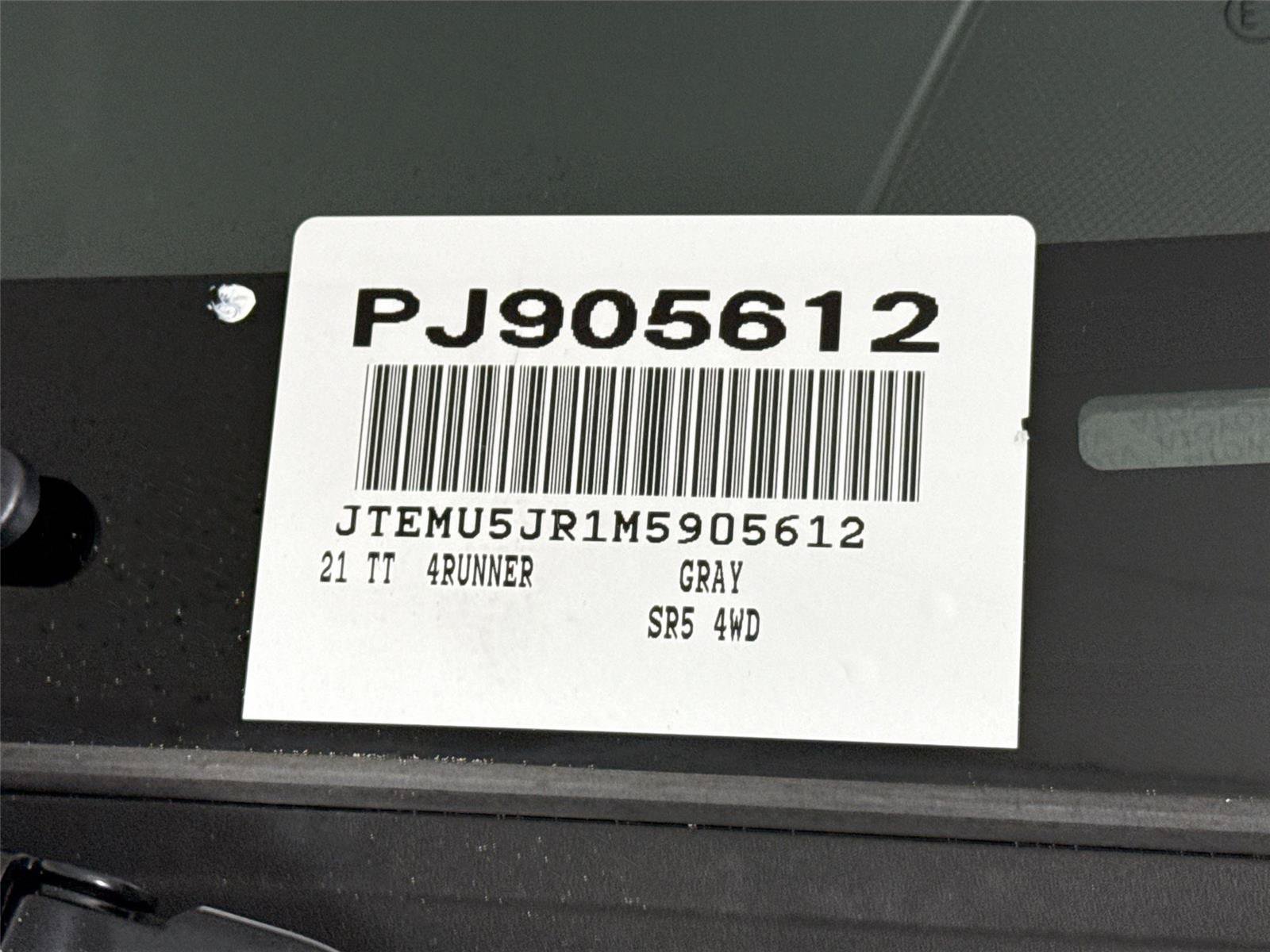 Used 2021 Toyota 4Runner SR5 AWD/4WD image 44