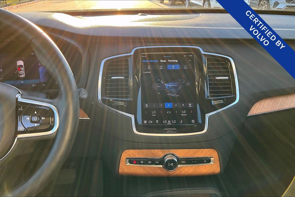 Used 2023 Volvo XC90 B5 Plus image 9