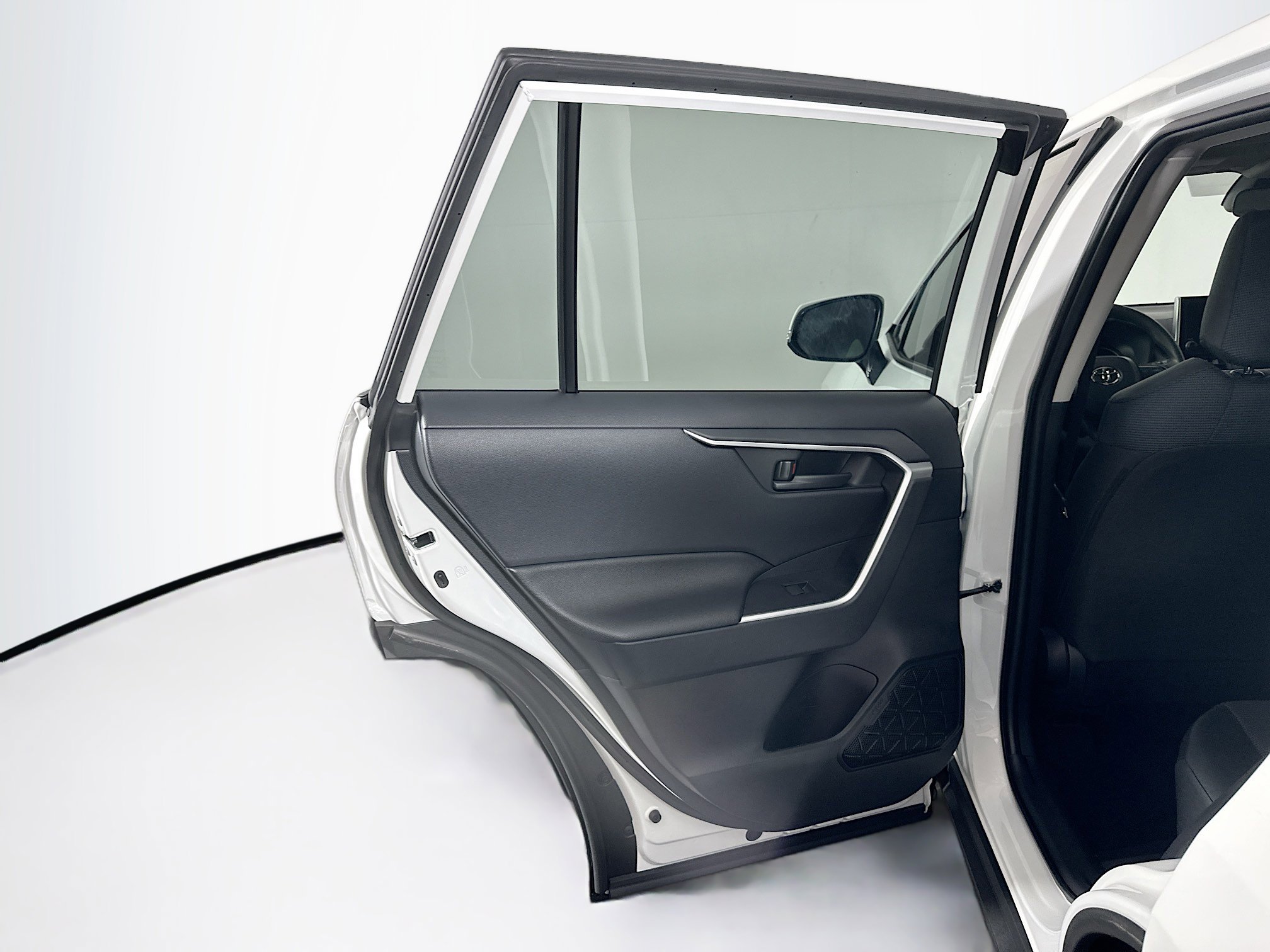 Used 2025 Toyota RAV4 LE image 26