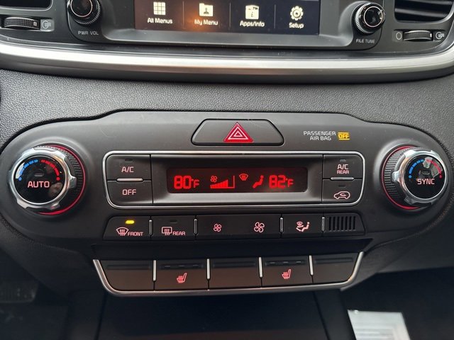 Used 2020 Kia Sorento S image 10