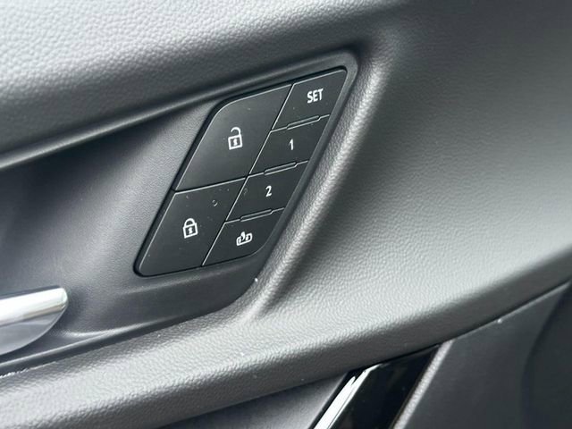 New 2026 Chevrolet Equinox ACTIV image 11