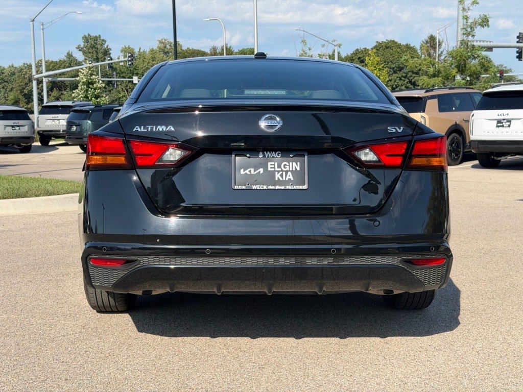 Used 2021 Nissan Altima 2.5 SV FWD image 4