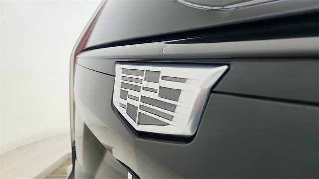 Used 2023 Cadillac Escalade ESV Sport Platinum w/ LPO, ONYX Package image 17