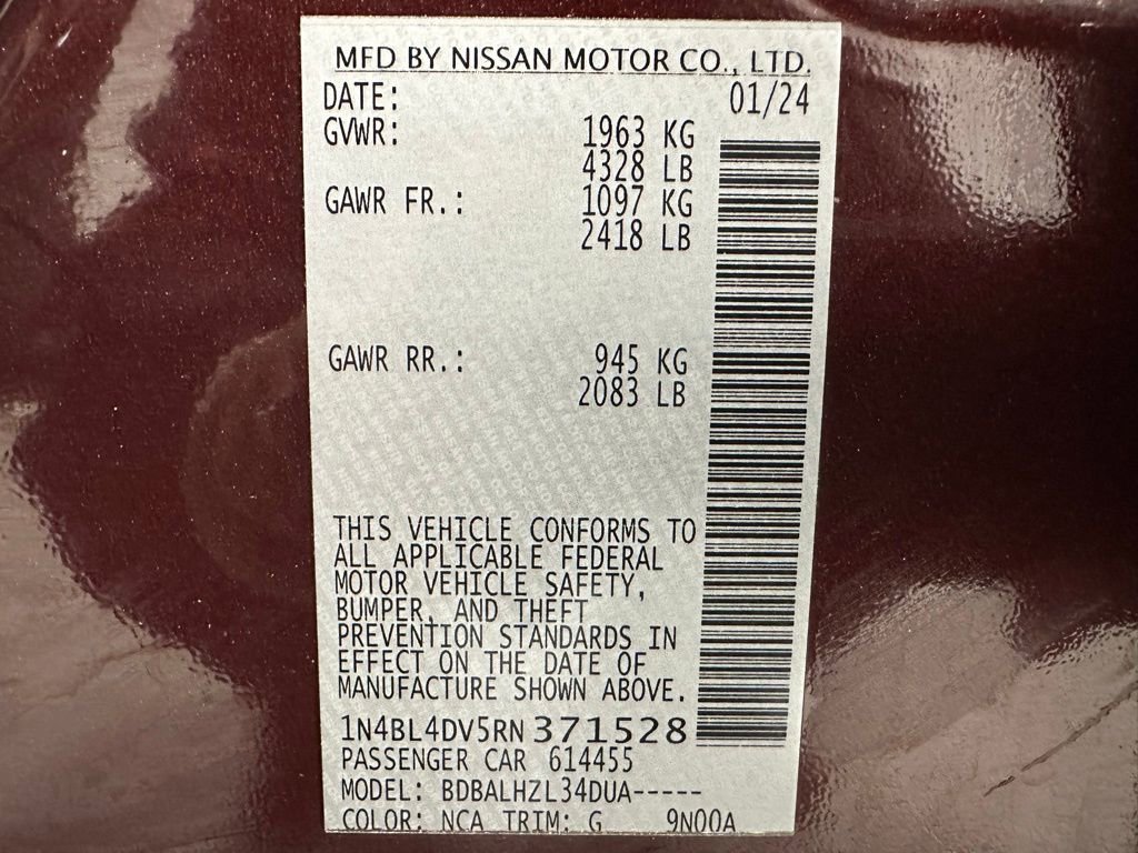 Used 2024 Nissan Altima 2.5 SV image 11