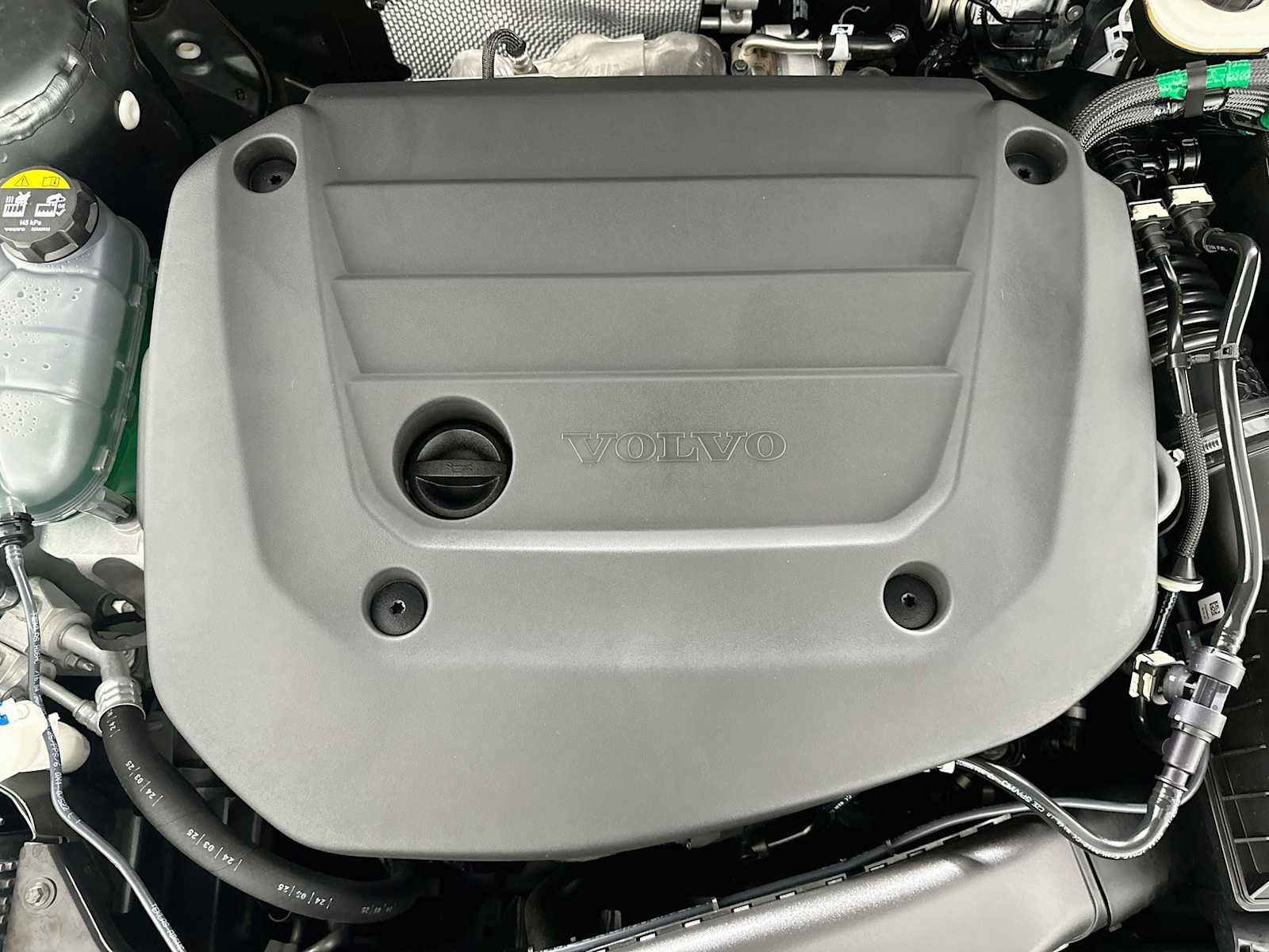 Used 2026 Volvo XC40 B5 Ultra w/ Climate Package AWD/4WD image 29