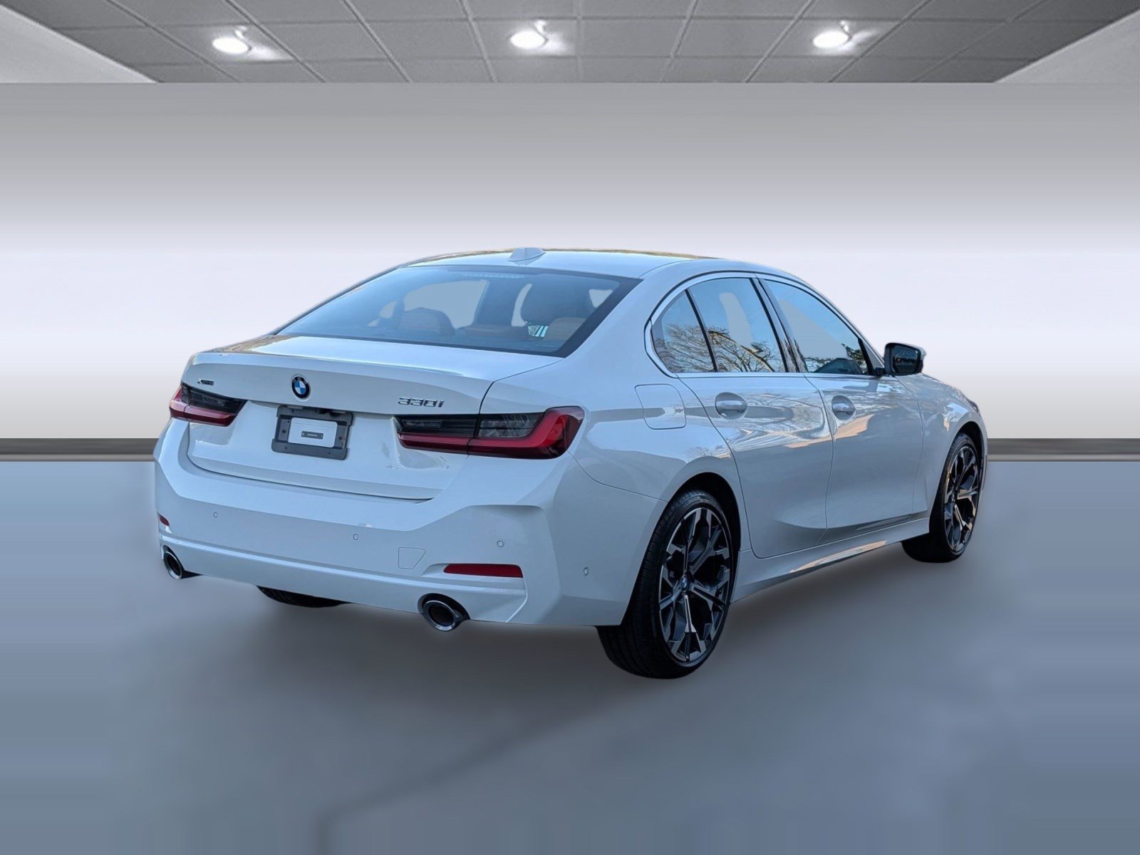 Certified 2025 BMW 330i xDrive Sedan w/ Premium Package image 9