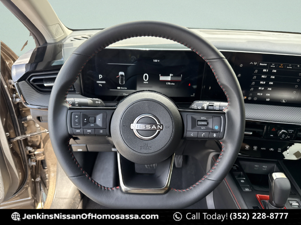 New 2026 Nissan Kicks SR FWD image 39