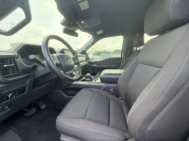 Used 2024 Ford F150 XLT w/ XLT Black Appearance Package AWD/4WD image 38