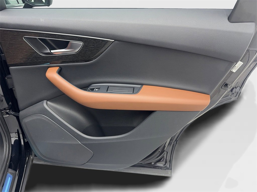 Used 2021 Audi Q7 3.0T Premium w/ Convenience Package image 47