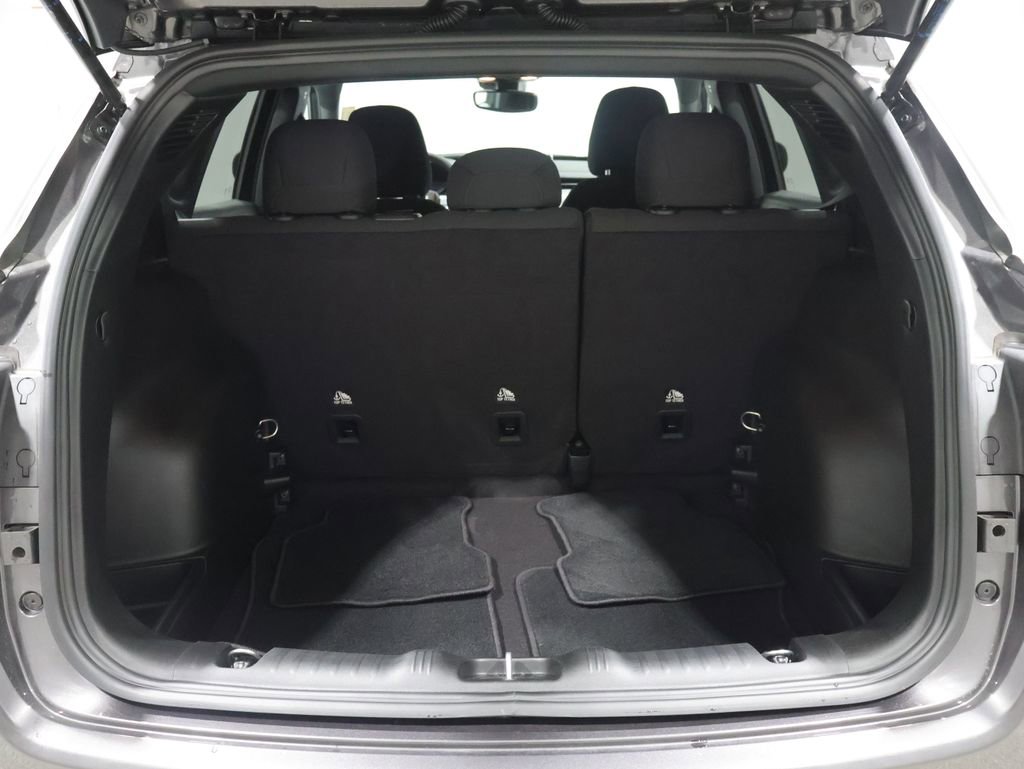 Used 2024 Jeep Compass Sport AWD/4WD image 4