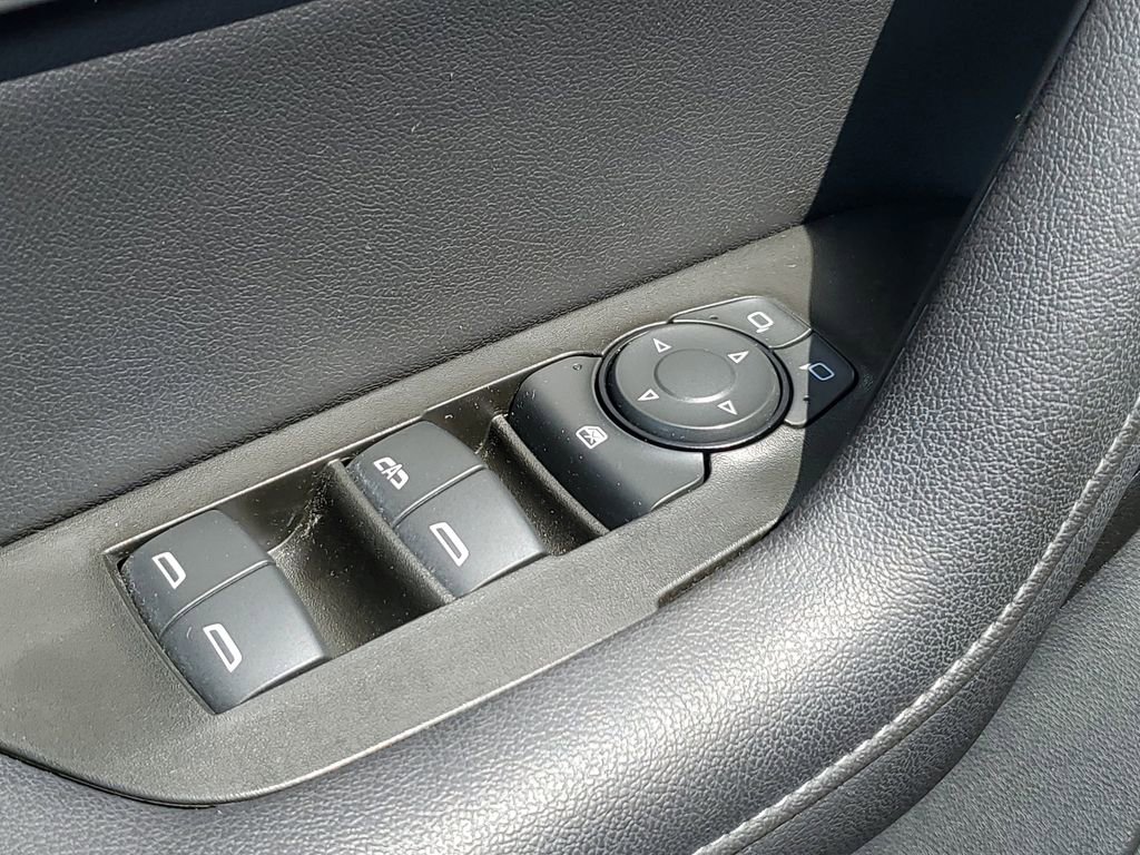 Used 2022 Chevrolet Blazer LT FWD image 26