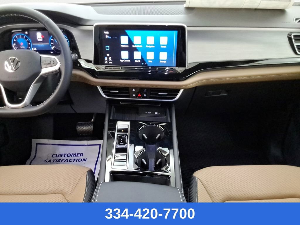 Used 2025 Volkswagen Atlas Cross Sport SE image 11