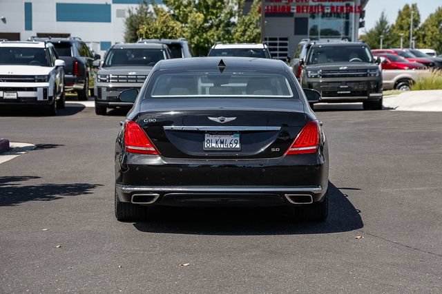 Used 2019 Genesis G90 5.0 Ultimate RWD image 4